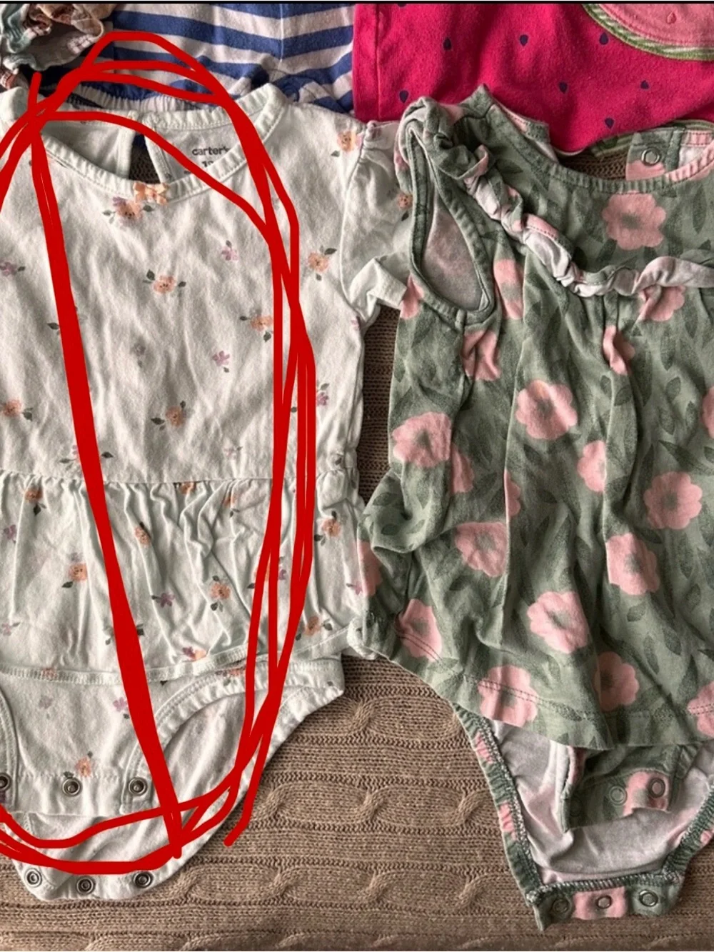 EUC Carter’s 4pc Baby Girl Romper Bundle, 18 Months